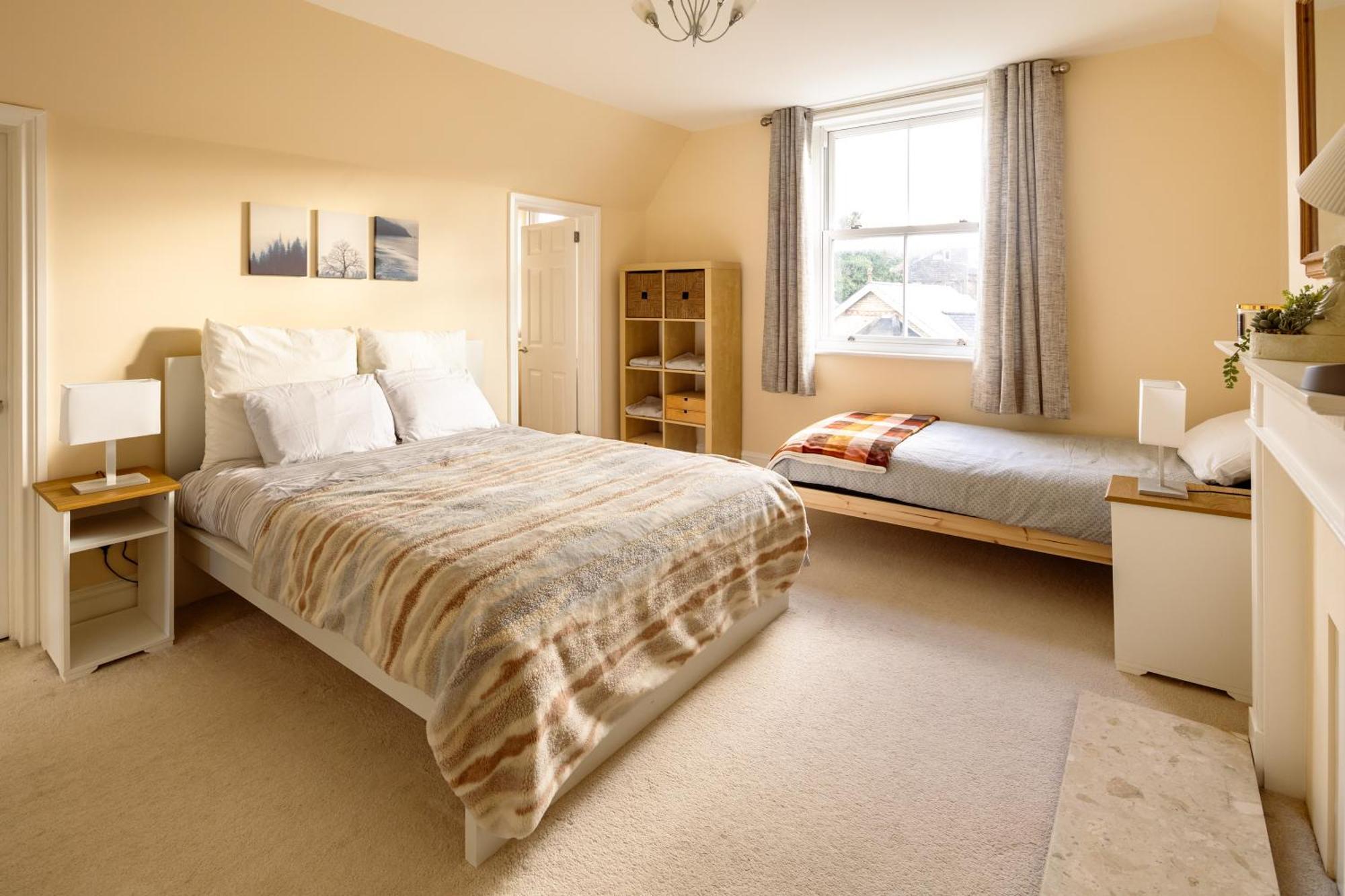 Apartamento Guildford Station With Parking Exterior foto